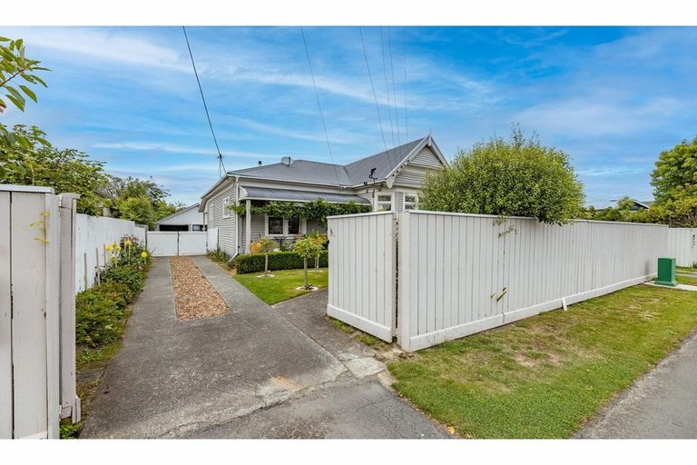 Photo of property in 44 Redruth Avenue, Spreydon, Christchurch, 8024