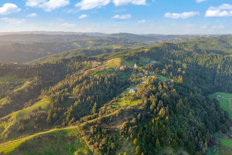 Photo of property in 871 Krippner Road, Puhoi, Silverdale, 0994