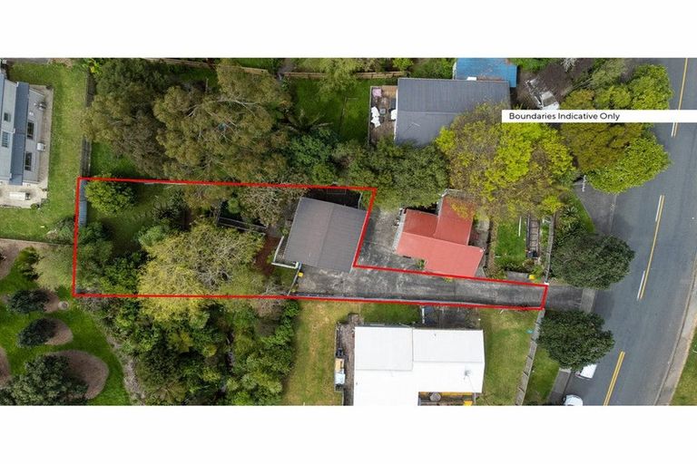 Photo of property in 2/24 Sunnyside Road, Sunnyvale, Auckland, 0612