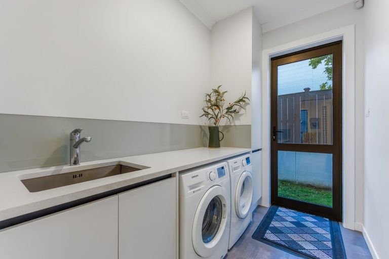 Photo of property in 5 Pennant Street, Long Bay, Auckland, 0630