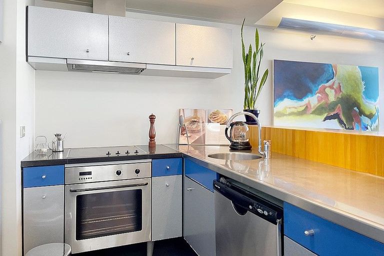 Photo of property in St Pauls Apartments, 59/43u Mulgrave Street, Thorndon, Wellington, 6011