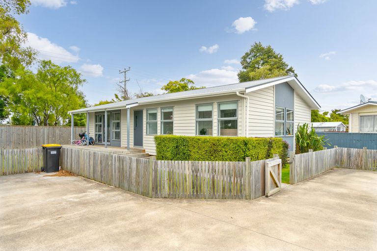 Photo of property in 9a Fraser Street, Masterton, 5810