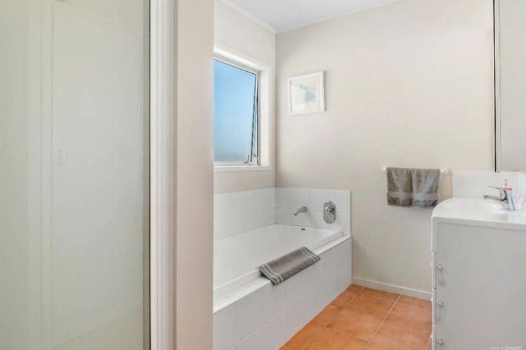 Photo of property in 8/416 Hibiscus Coast Highway, Orewa, 0931