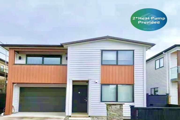 Photo of property in 8 Pihoihoi Place, Hobsonville, Auckland, 0616