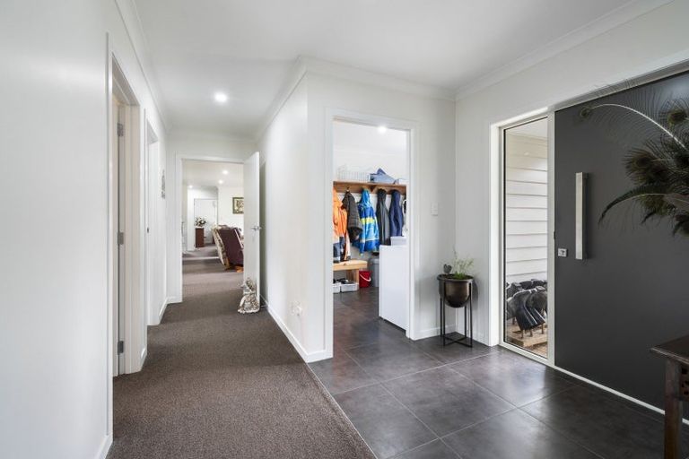 Photo of property in 120 East Mangahuia Road, Rangiwahia, Kimbolton, 4774