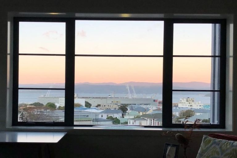 Photo of property in Westhaven Apartments, 15/127u Molesworth Street, Thorndon, Wellington, 6011