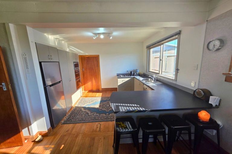 Photo of property in 21 Lincoln Street, Hampden, 9410