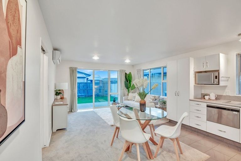 Photo of property in 4/353 Main South Road, Hornby, Christchurch, 8042