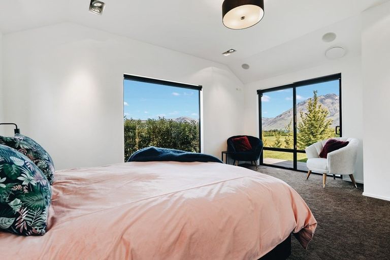 Photo of property in 41 Mcadam Drive, Jacks Point, Queenstown, 9371
