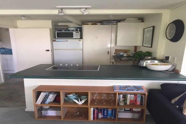 Photo of property in 37 Colombo Street, Newtown, Wellington, 6021