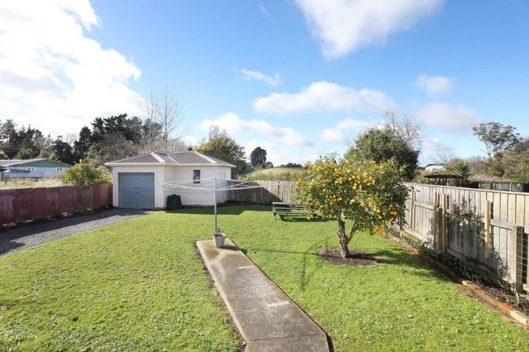 Photo of property in 11 Totara Street, Marton, 4710