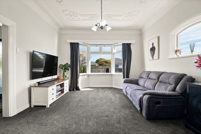 Photo of property in 21 Hargest Crescent, Saint Kilda, Dunedin, 9012