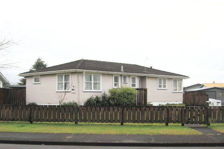 Photo of property in 10 Mcentee Street, Papakura, 2110