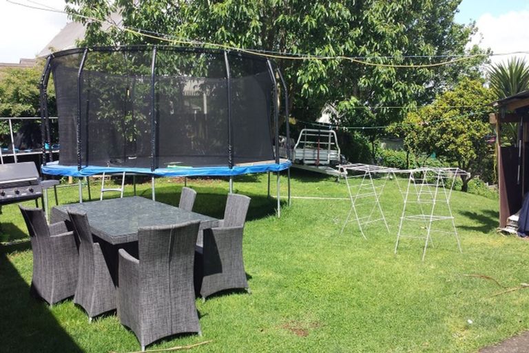 Photo of property in 35 Harrisville Road, Tuakau, 2121