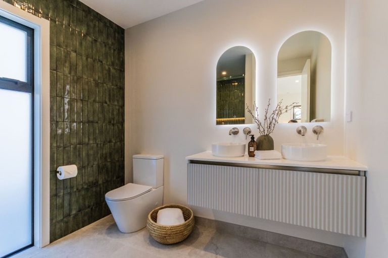 Photo of property in 42a Batt Street, West End, Palmerston North, 4410