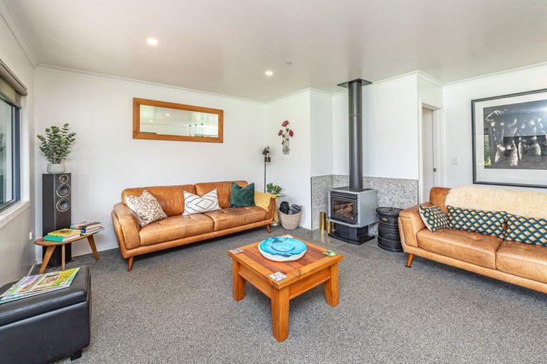 Photo of property in 394 Kaiwhaiki Road, Kaiwhaiki, Whanganui, 4575