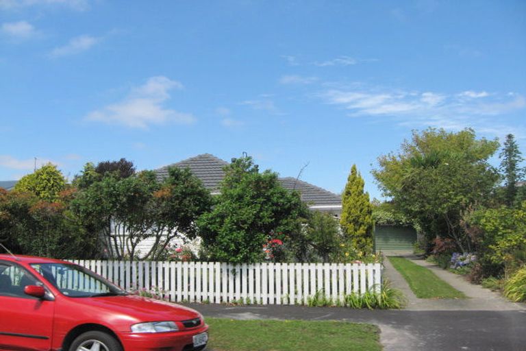 Photo of property in 48 Rollesby Street, Hoon Hay, Christchurch, 8025
