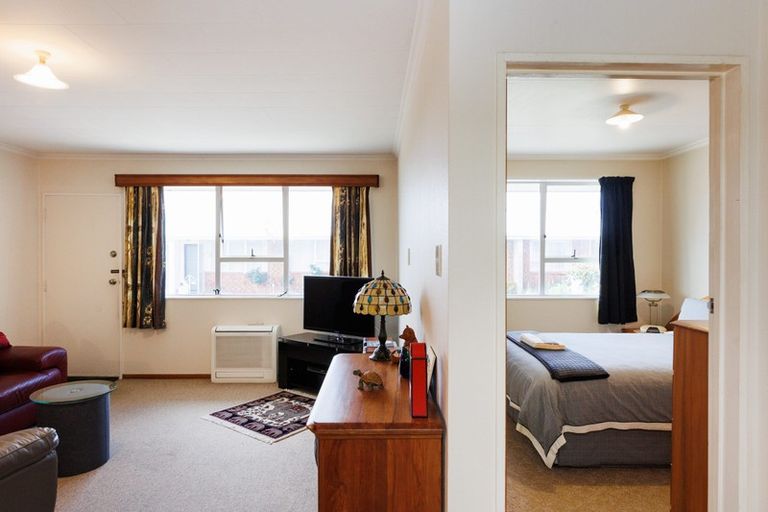 Photo of property in 10 Kiwi Court, Roslyn, Palmerston North, 4414