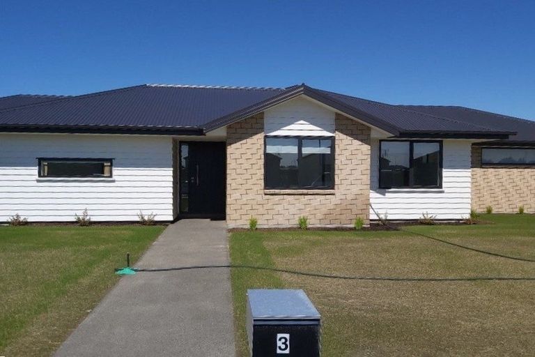 Photo of property in 3 Nepia Lane, Rolleston, 7615