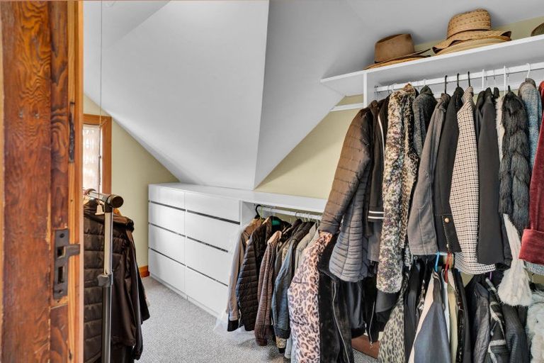 Photo of property in 34 Robe Street, New Plymouth, 4310