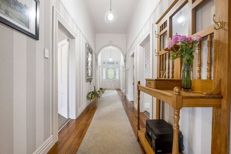 Photo of property in 204 Regan Street, Stratford, 4332