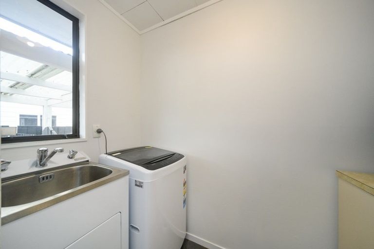 Photo of property in 37a Peter Hall Drive, Kelvin Grove, Palmerston North, 4414