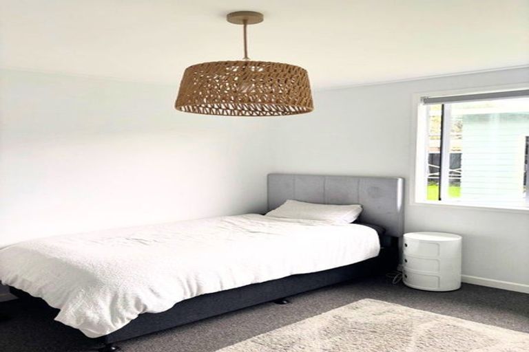 Photo of property in 12 Kukupa Grove, Heretaunga, Upper Hutt, 5018