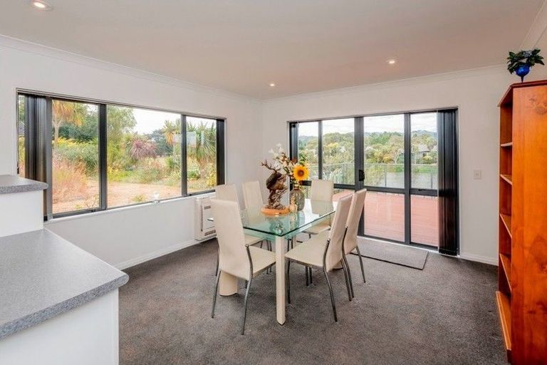 Photo of property in 62 The Drive, Paraparaumu Beach, Paraparaumu, 5032