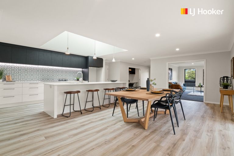 Photo of property in 60 Heathfield Drive, Mosgiel, 9024