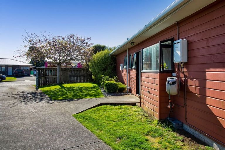 Photo of property in 48 Tawa Street, Hawera, 4610