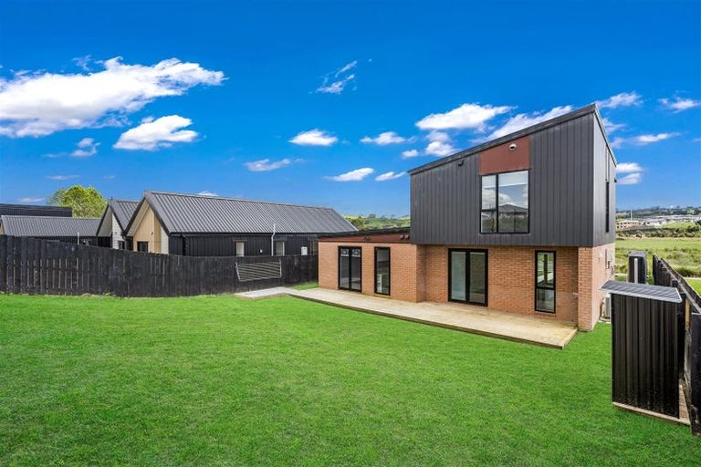 Photo of property in 1 Waipuke Street, Pokeno, 2472