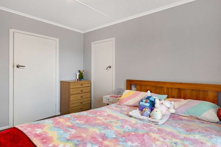 Photo of property in 54 Mosston Road, Castlecliff, Whanganui, 4501