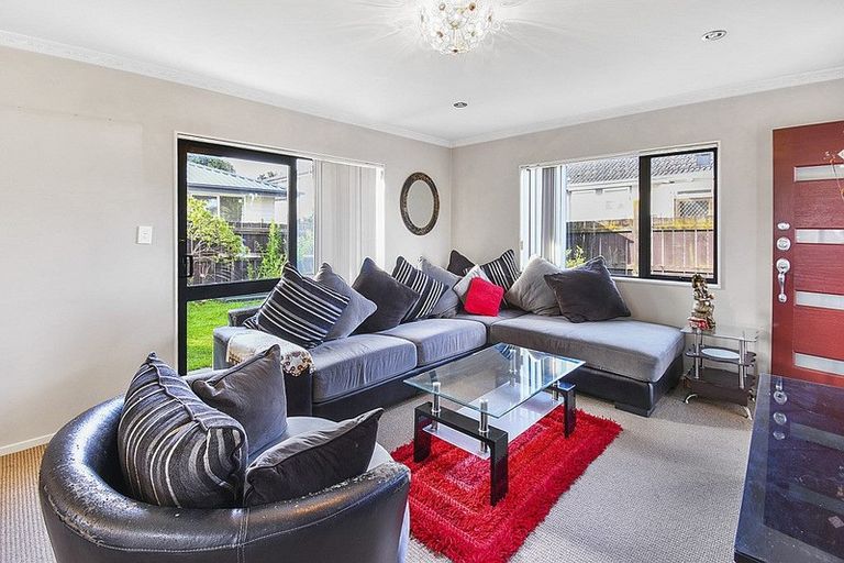 Photo of property in 33 Caspar Road, Papatoetoe, Auckland, 2025