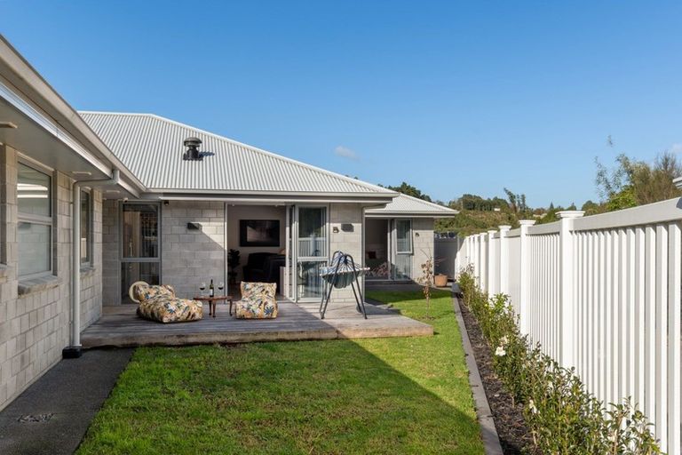 Photo of property in 86 Pakanga Grove, Pyes Pa, Tauranga, 3112