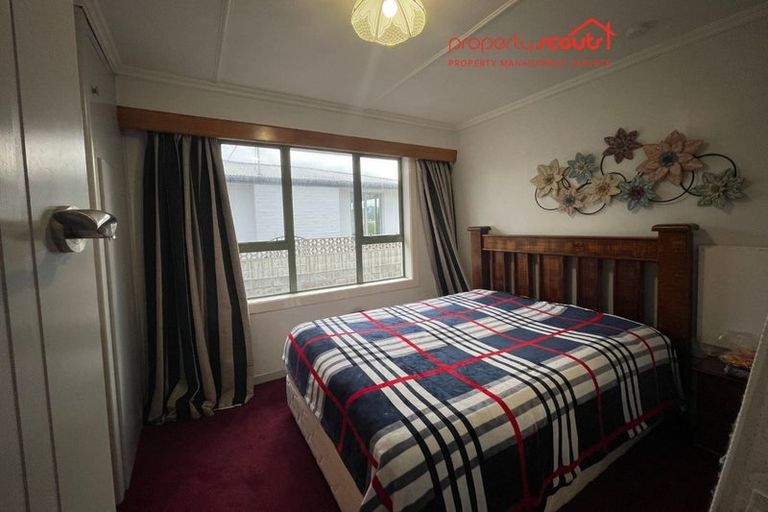 Photo of property in 39 Holloway Street, Waikiwi, Invercargill, 9810