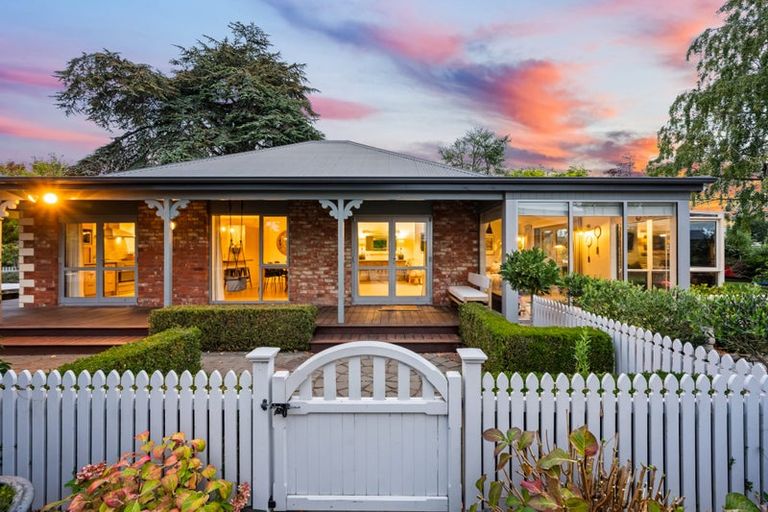 Photo of property in 147a Main North Road, Papanui, Christchurch, 8052