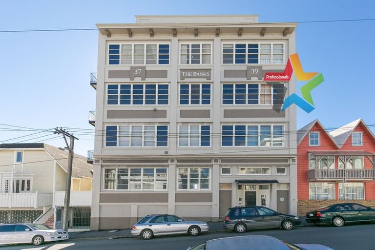 Photo of property in 10/37u Majoribanks Street, Mount Victoria, Wellington, 6011
