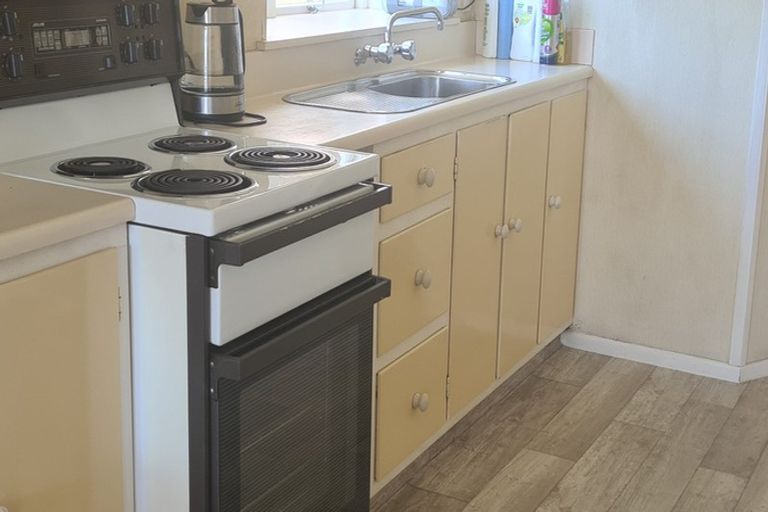 Photo of property in 1 East Street, Greytown, 5712