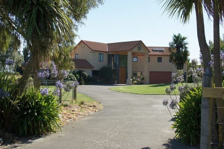 Photo of property in 2817 West Coast Road, Kirwee, Darfield, 7571