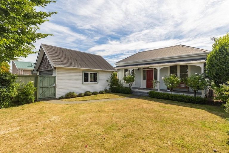 Photo of property in 25 Mays Road, St Albans, Christchurch, 8052