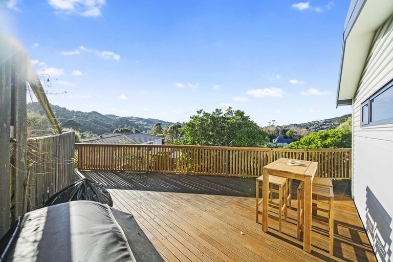 Photo of property in 65a Thurleigh Grove, Karori, Wellington, 6012