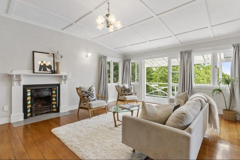 Photo of property in 70 Pleasant Road, Glen Eden, Auckland, 0602