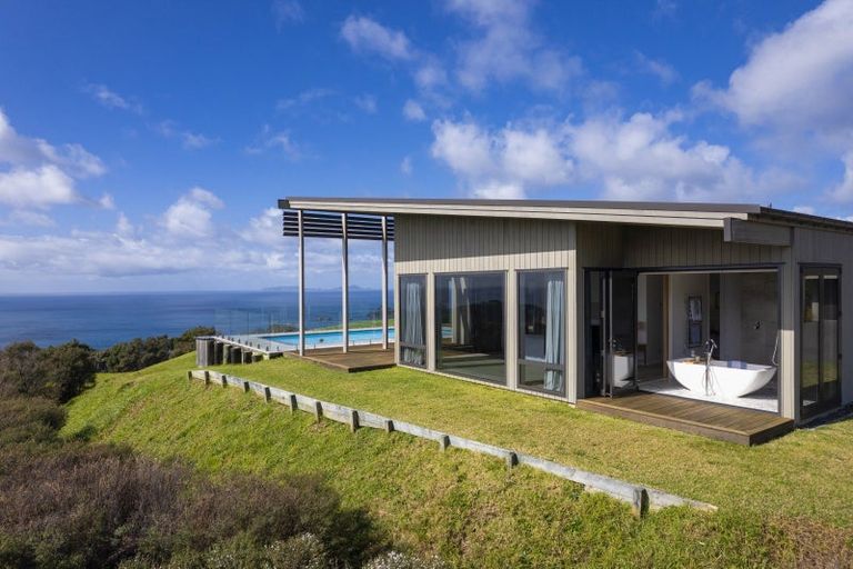 Photo of property in 68 Onekainga Rise, Whananaki, Hikurangi, 0181