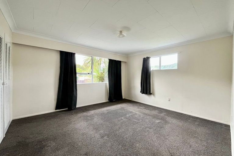 Photo of property in 11 Kendal Grove, Wainuiomata, Lower Hutt, 5014