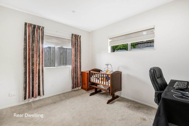 Photo of property in 30 Salamanca Road, Sunnynook, Auckland, 0620