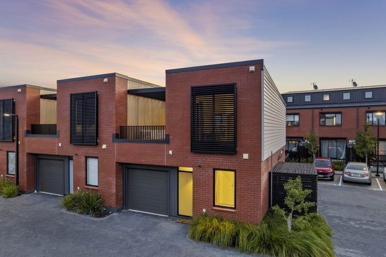 Photo of property in 18 Kerewhenua Crescent, Hobsonville, Auckland, 0616