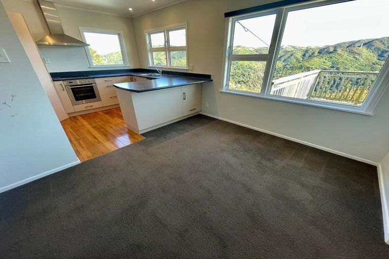 Photo of property in 21 Edgeware Road, Wilton, Wellington, 6012