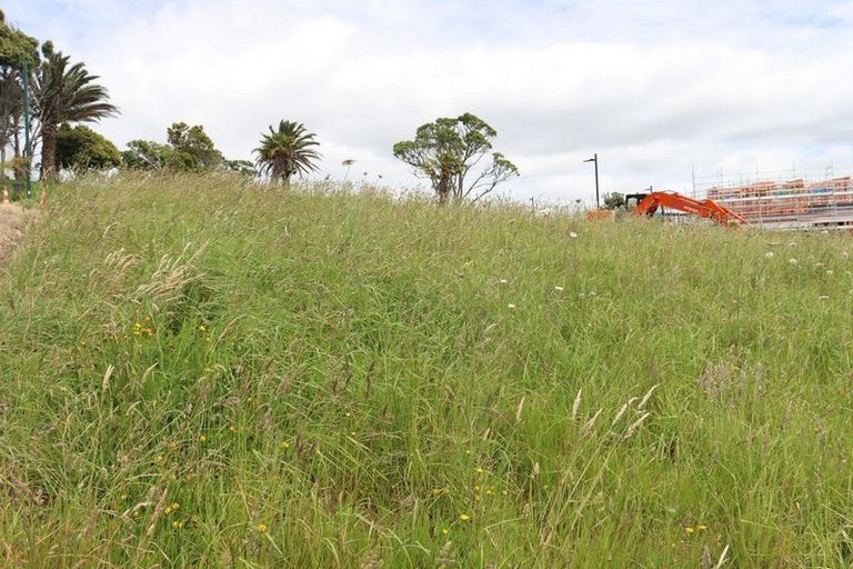 Photo of property in 30 Jabal Crescent, Totara Park, Auckland, 2105