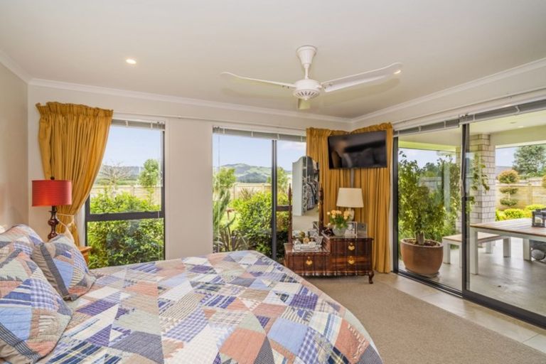 Photo of property in 24 Debenham Drive, Whitianga, 3510