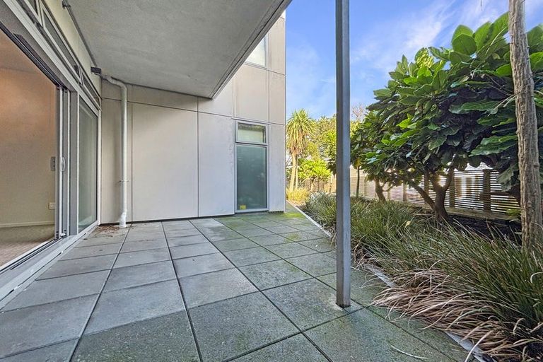 Photo of property in Masina Apartments, 107/80 Riddiford Street, Newtown, Wellington, 6021